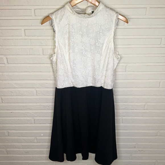 Lily Rose Ivory and Black Lace Open Back Fit & Flare Dress, women’s Size XXL - Picture 1 of 8